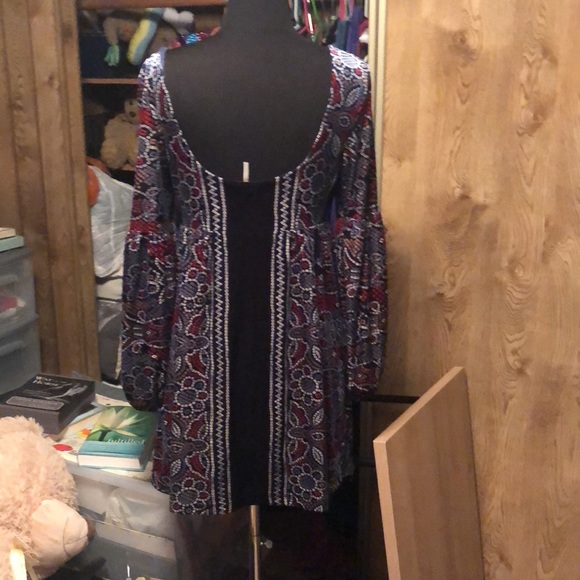Beautiful FREE PEOPLE Velvet Dress 👗 Size Medium - Picture 3 of 15
